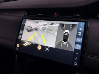 Land Rover Discovery Sport Image 7