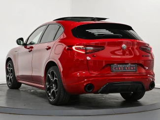Alfa Romeo Stelvio Image 3