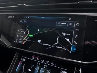 Audi Q7 Image 7