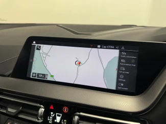 BMW 2 Series Image 8