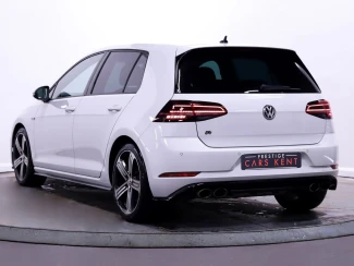Volkswagen Golf Image 3