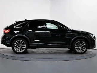 Audi Q3 Image 8