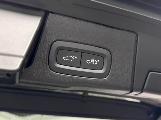 Volvo XC60 Image 8