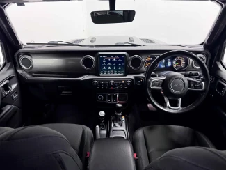 Jeep Wrangler (684) Image 2