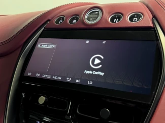 Aston Martin DBX Image 7