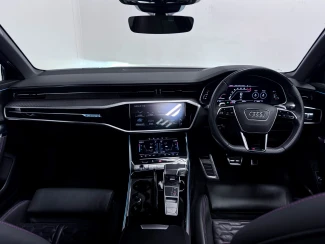 Audi RS6 Avant Image 2