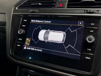 Volkswagen Tiguan Image 8
