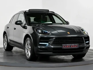 Porsche Macan Listing Image