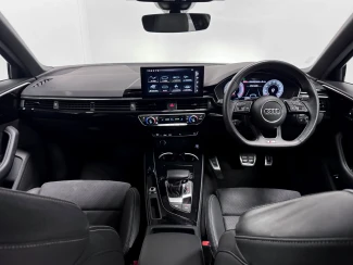 Audi A4 Image 2