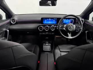 Mercedes-Benz A Class Image 2