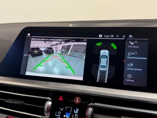 BMW 3 Series Image 8