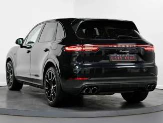 Porsche Cayenne Image 3
