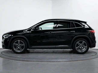 Mercedes-Benz GLA Image 4