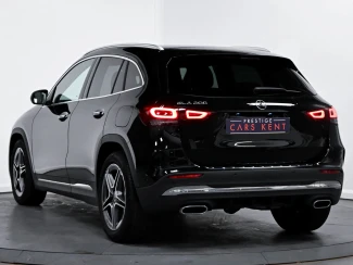 Mercedes-Benz GLA Image 3