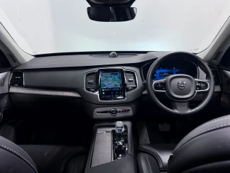 Volvo XC90 Image 2