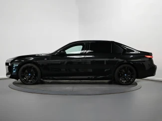BMW i7 Image 4
