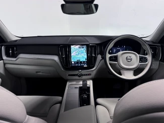 Volvo XC60 Image 2