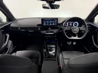 Audi A4 Image 2