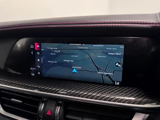 Alfa Romeo Stelvio Image 8