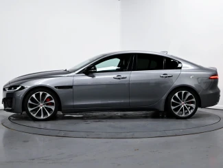 Jaguar XE Image 4