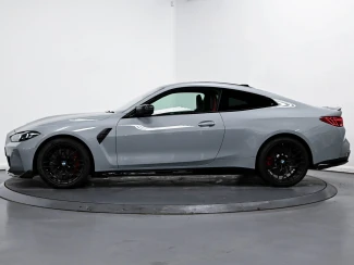 BMW M4 Image 4