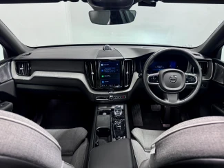 Volvo XC60 Image 2