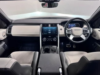 Land Rover Discovery Image 2