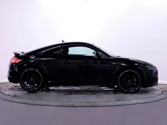 Audi TT Image 8