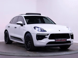 Porsche Macan Listing Image