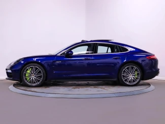 Porsche Panamera Image 4