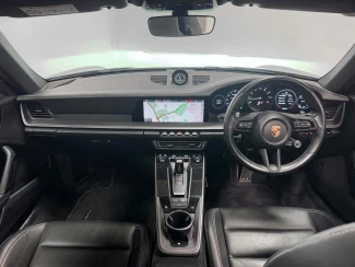 Porsche 911 Image 2