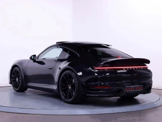 Porsche 911 Image 3