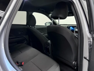 Hyundai KONA Image 8