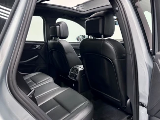 Porsche Macan Image 8