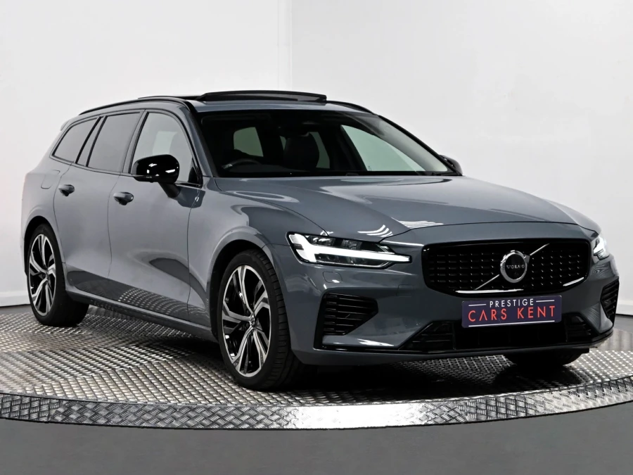 2022 Volvo V60