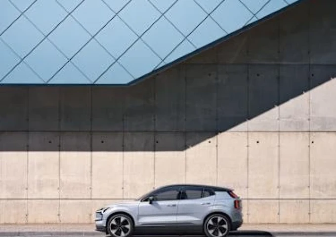Volvo Car UK has launched a £1500 grant to customers purchasing the multi award-winning Volvo EX30.