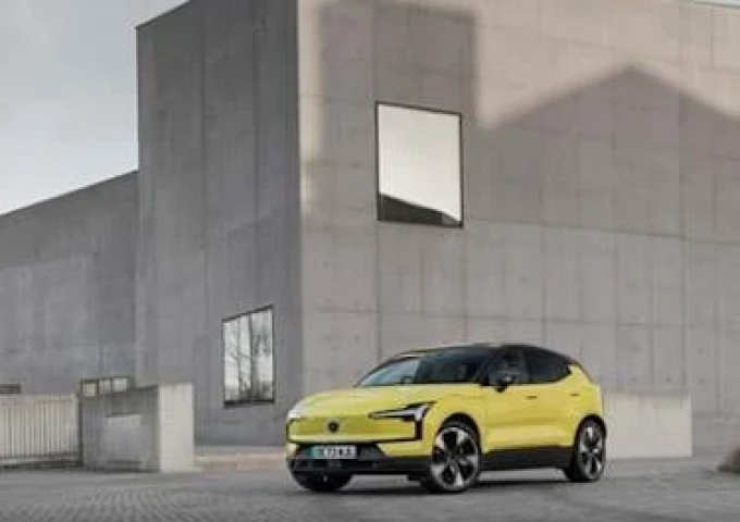 Volvo EX30 wins Best EV Crossover at 2024 Topgear.com Awards