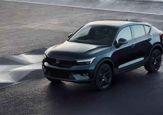 Volvo Car UK introduces new Black Edition models and welcomes back V60 and V90 estates
