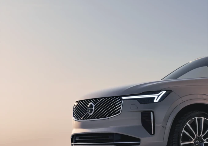 Volvo upgrades XC90 luxury SUV with new mild-hybrid powertrain, specification enhancements and updated styling