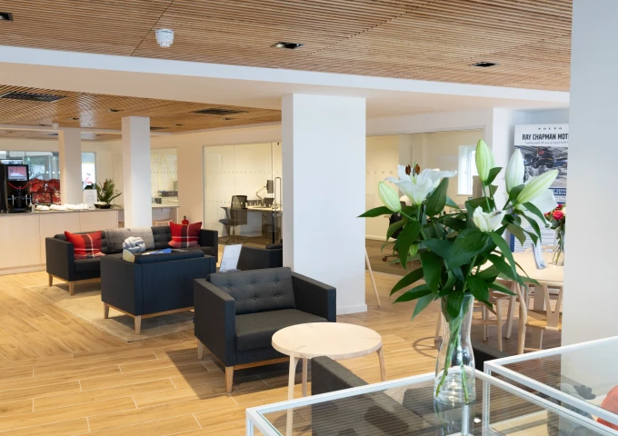 Customer lounge area no2.jpg
