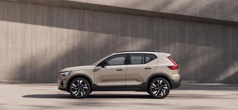 4.9% APR representative and a £3,000 saving on PCP