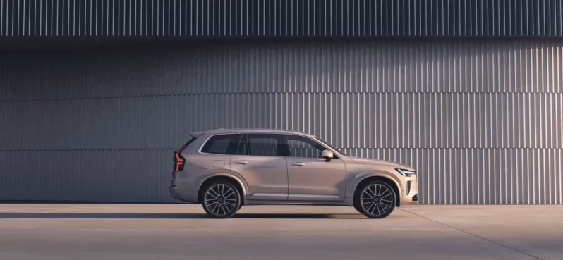 0% APR Volvo Loan with a 50% deposit and save £5,000
