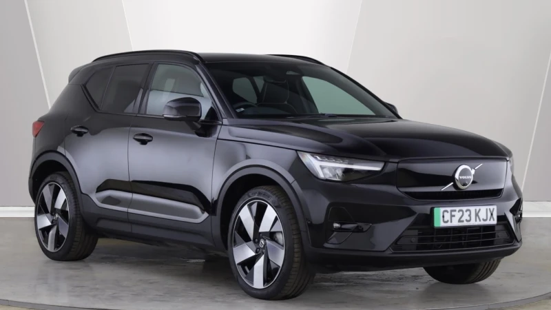 2023 Volvo XC40