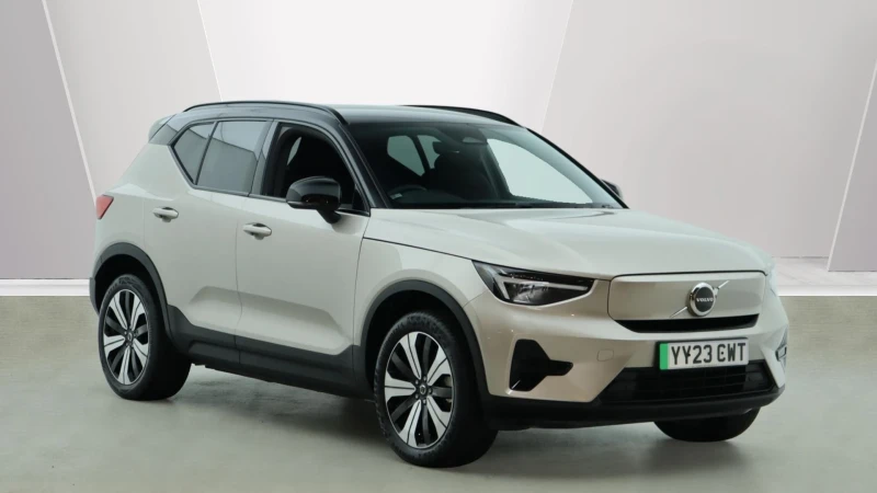 2023 Volvo XC40