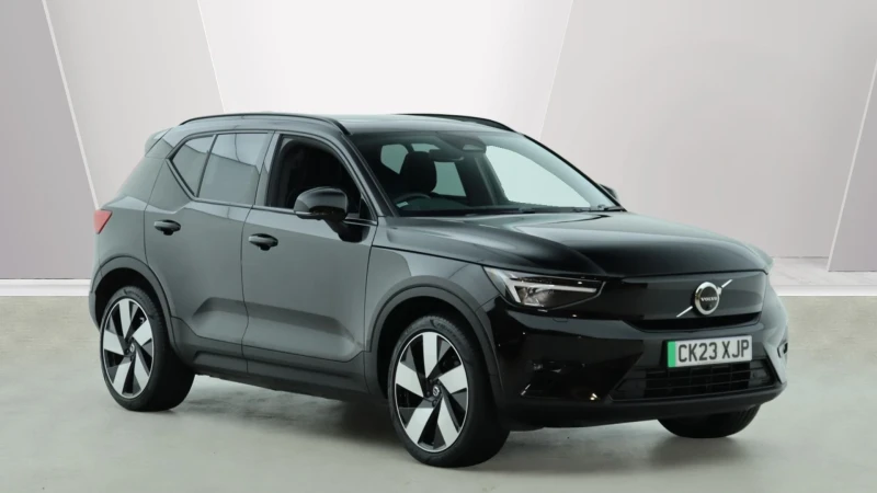 2023 Volvo XC40