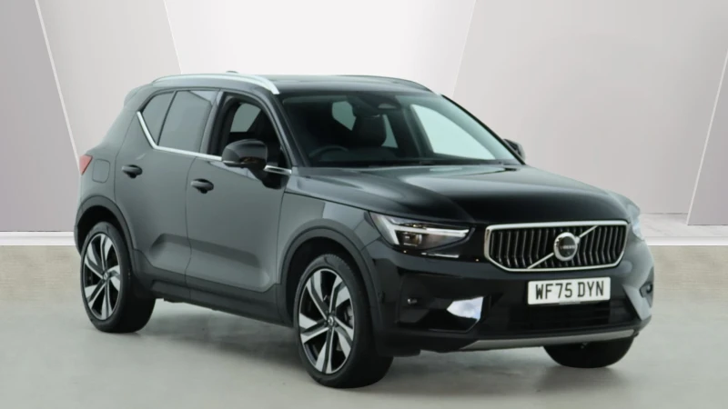 2025 Volvo XC40