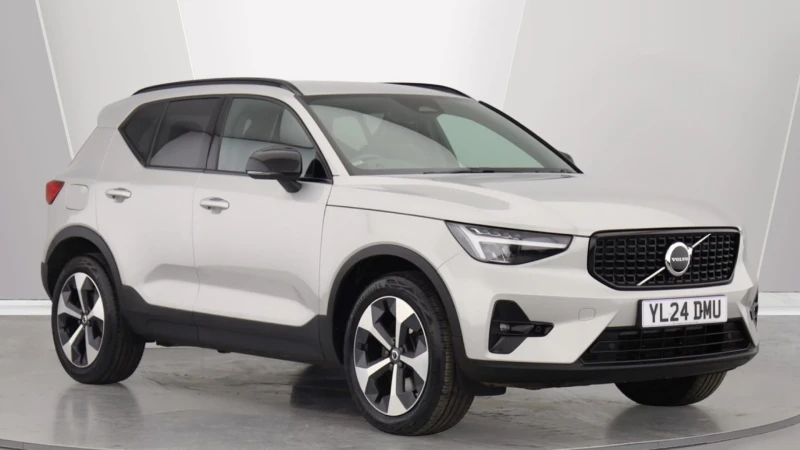 2024 Volvo XC40