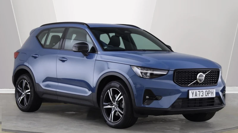 2023 Volvo XC40