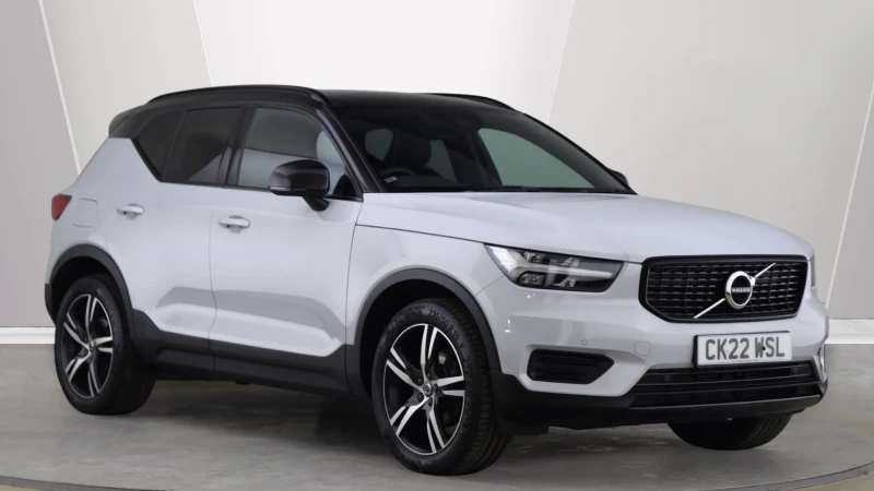 2022 Volvo XC40