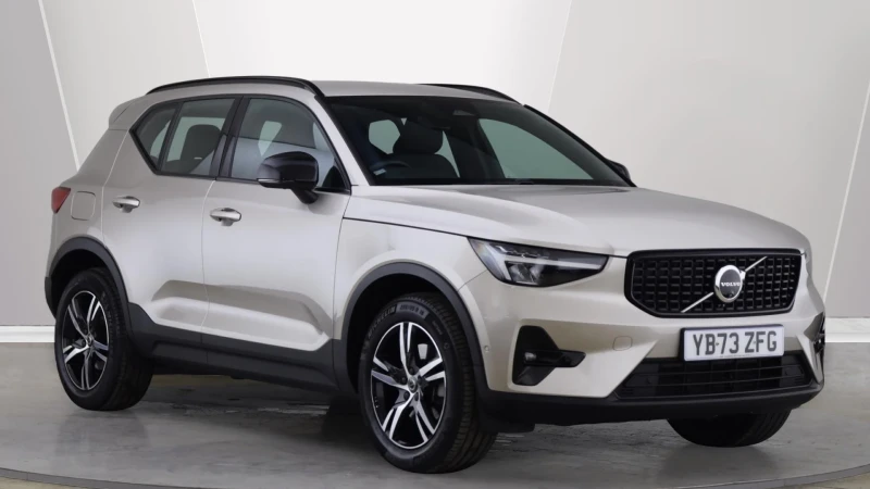 2023 Volvo XC40